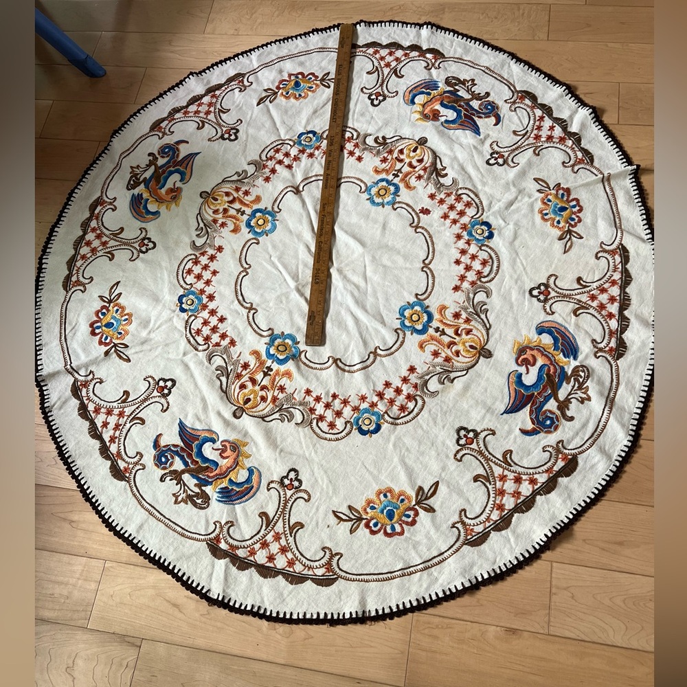Round modern handmade tablecloth